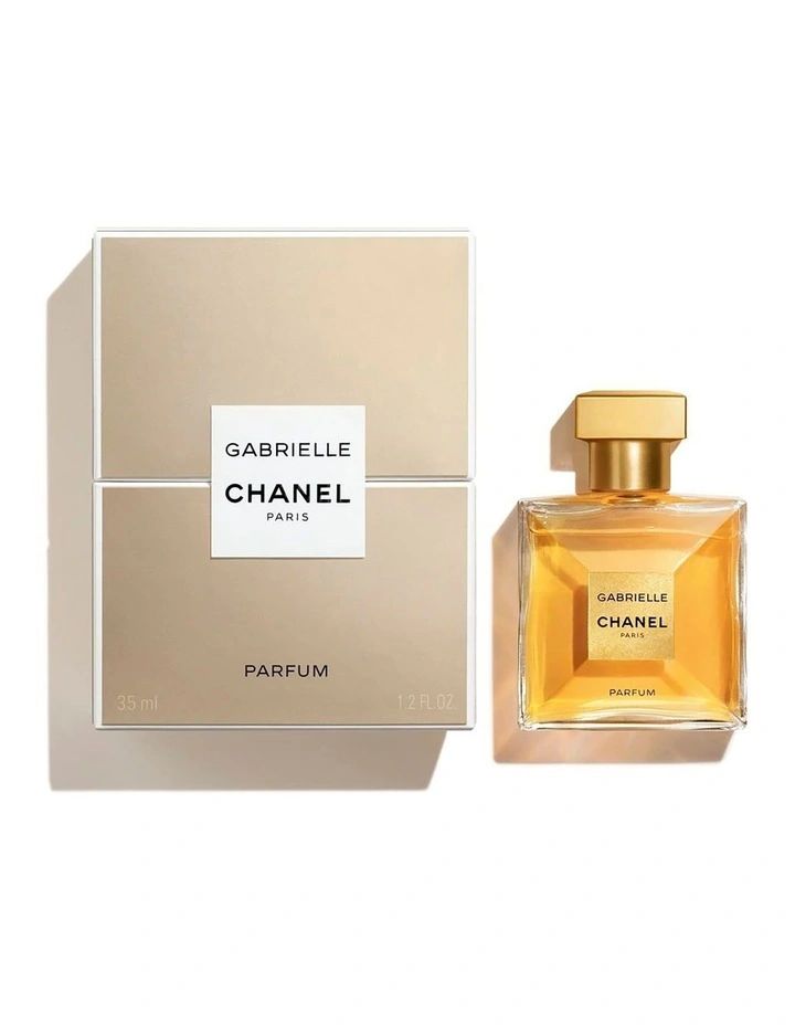 Perfume Chanel, Chanel Gabrielle, Paris Perfume, Parfum Chanel, Latest Makeup Trends, Flower Fragrance, Chanel Store, Chanel Perfume, Gabrielle Chanel