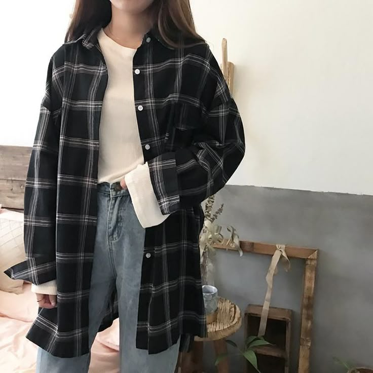 Outfit Ideas Korean, Estilo Harajuku, Flannel Outfits, Plaid Shirts, Finding My Style, Outfit Chic, Korean Street, Mode Inspo, 가을 패션