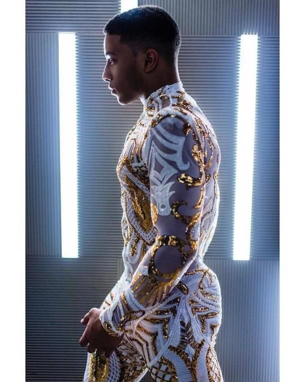 Mode Queer, Wedding Fits, Folk Clothing, Elegante Casual, Futuristic Fashion, African Men Fashion, Afro Art, African Men, Black Men Fashion