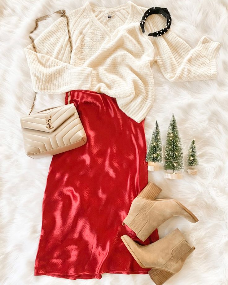 Red Satin Skirt Outfit, 2022 Christmas Outfit, Christmas Style Outfit, Red Satin Skirt, Red Christmas Outfit, Christmas Outfit Ideas For Women, Red Velvet Skirt, Outfit Ideas 2022, A Line Skirt Outfits