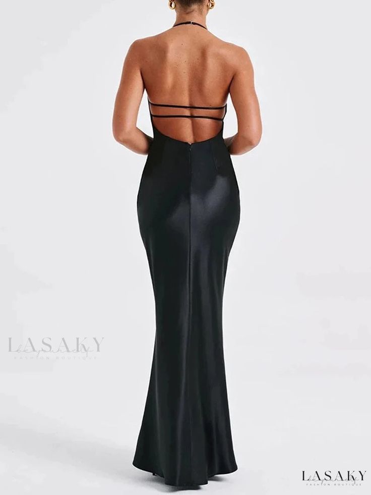 Sensual Backless Maxi Dress by Elizabeth Black Halter Dress Long, Black Open Back Prom Dress, Winter Formal Maxi Dress, Black Prom Dress Inspiration, Inverted Triangle Dresses, Backless Gown Evening, Christmas Ball Dresses, Plunge Neck Wedding Dress, Dress Back Design