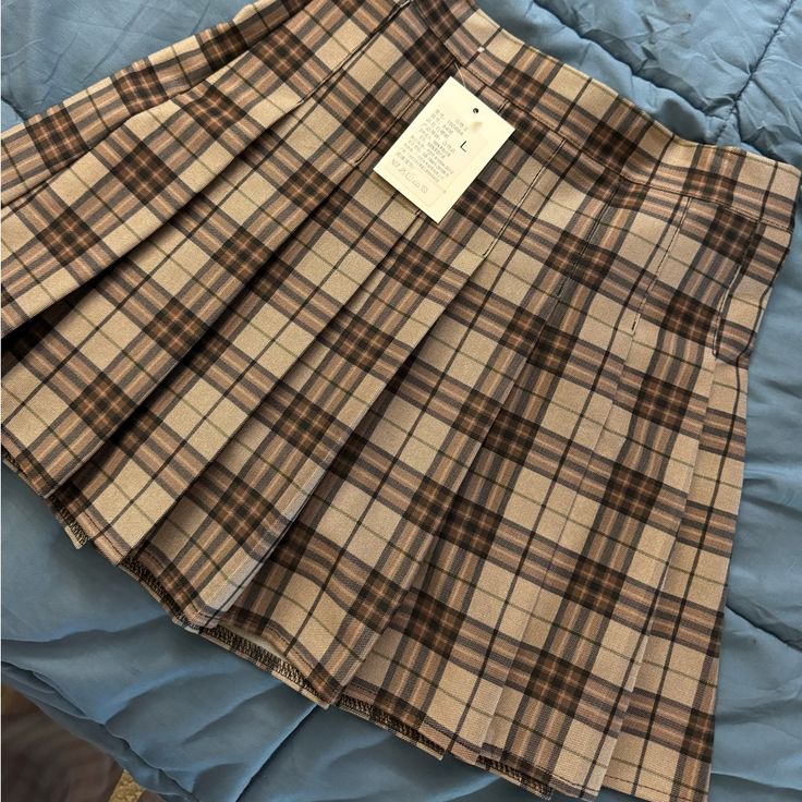 Mini Skirts Size L But Fit A Medium, Never Worn Still Tags On It Trendy Mini Skirt At Affordable Price, Cheap Bottoms With Button Closure Mini Skirt, Cute Plaid Mini Skirt, Cheap Lined Mini Skirt Shorts, Cheap Trendy Short Mini Skirt, Cheap Cute Lined Mini Skirt, Cheap Casual Mini Skirt For Club, Cheap Non-stretch Mini Skirt For Fall, Casual Relaxed Mini Skirt At Cheap Price