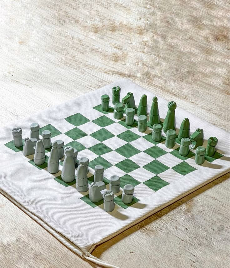 Chess set, diy, clay, homemade, homemade chess set, green, minimalist Mini Chess Board, Chess Clay Diy, Diy Chess Set Polymer Clay, Clay Chess Set Diy, Air Dry Clay Chess Board, Minimalist Chess Set, Polymer Clay Chess Set, Ceramic Game Board, Clay Games Diy