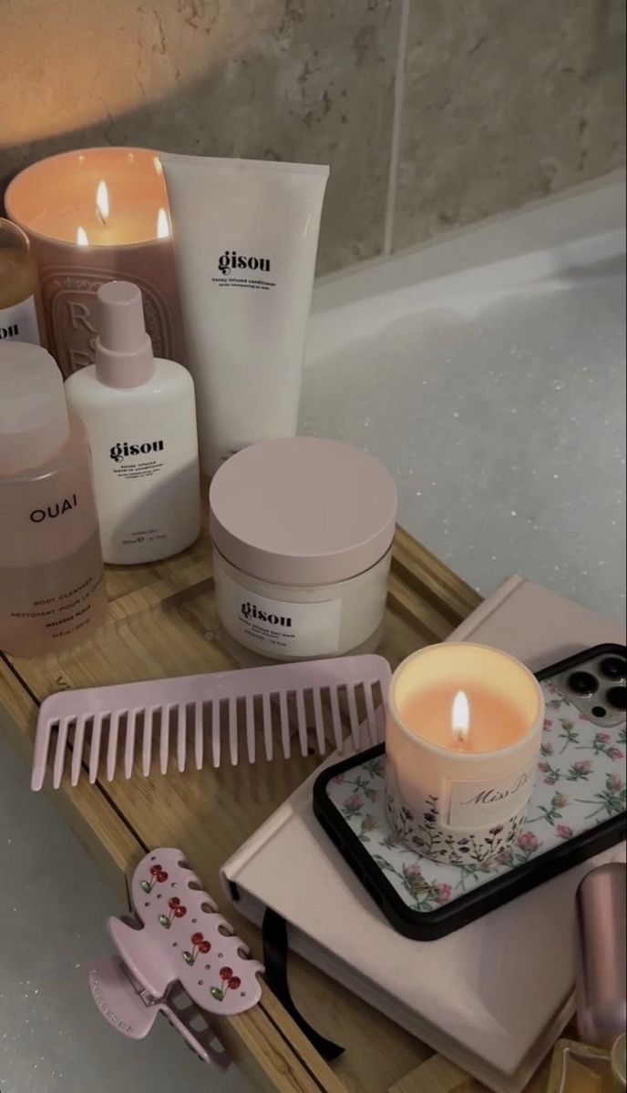 clean girl, bubble baths, hygiene, shower gel, bubbles, body wash, scents, baths, shower, clean, girly aesthetics, Haut Routine, Clean Life, Clean Lifestyle, Pretty Skin Care, Pretty Skin, Pink Girly Things, Healthy Lifestyle Inspiration, Shower Routine, Night Routine