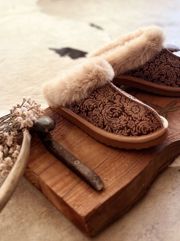 Very G Tooled Print Faux Leather Fuzzy Slippers | gussieduponline Brown Slippers, Fuzzy Slippers, Wedge Heel Sandals, Leather Slippers, Tooled Leather, House Shoes, Leather Tooling, Printed Leather, Western Style