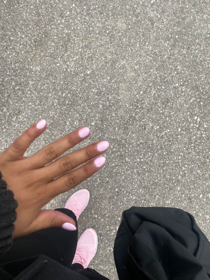 Chalk Pink Nails, Short Easy Gel Nails, Pale Pink Summer Nails, Pink Bubblegum Nails, Pale Pink Short Nails, Homecoming Pink Nails, Bubble Gum Nail Color, Bright Light Pink Nails, Light Pink Nails Gel