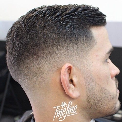 Medium Fade Haircut, Haircut For Big Forehead, Gents Hair Style, Mens Hairstyles Medium, Faded Hair, Men Haircut Styles, Cool Hairstyles For Men, Mens Haircuts Fade, Corte De Cabelo Masculino