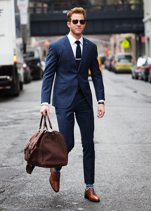 Navy Suit Pictures, Photos, Images, and Pics for Facebook, Tumblr ... Gentleman Mode, Terno Slim Fit, Terno Slim, Mens Work Outfits, A Man In A Suit, Dark Blue Suit, Man In A Suit, Blue Suit Men, Slim Fit Blazer