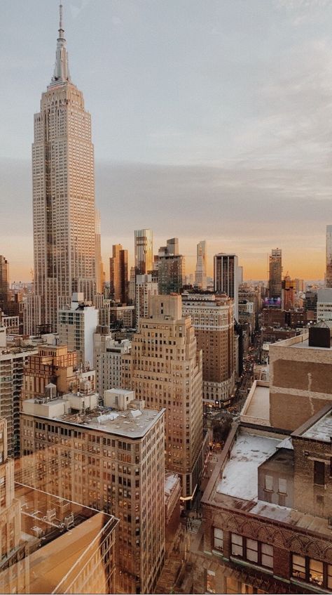 an image of a cityscape taken from the top of a building in new york