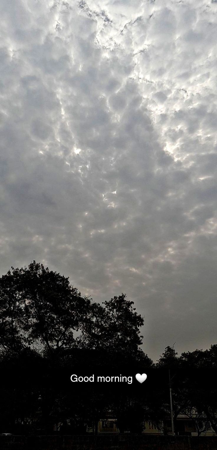 Cloudy Weather Good Morning Aesthetic Images, Morning 6 Am Snapchat, Morning Weather Snapchat, Morning Nature Snap, Fake Rain Snap Morning, Morning Pics Photography, Cloudy Morning Aesthetic, Good Morning Cloudy Day, Morning Pictures Aesthetic