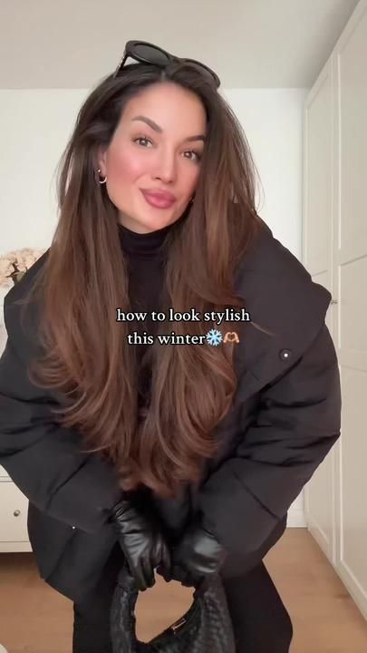 tinasomnia on TikTok Basic Outfits Winter, Layered Winter Outfits, Cold Day Outfits, Puffer Jacket Outfit, Perfect Winter Outfit, Winter Outfits Cold, Easy Winter Outfit, Cute Winter Outfits, Winter Wedding Dress