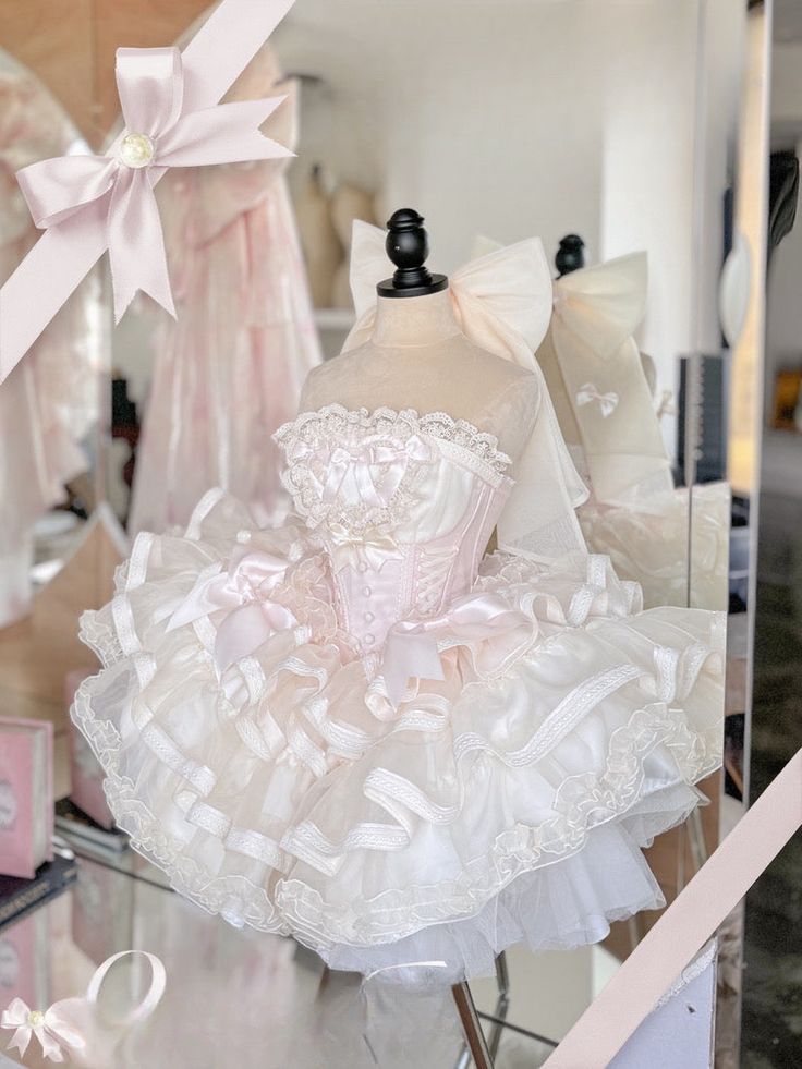 ♡ Flower Kiss ♡ - Princess Dress Coquette Princess Dress, Cute Poofy Dresses, Princess Like Dresses, Cute Puffy Dresses, Coquette Birthday Outfit, Dress To Impress Prom, Honeymoon Dress To Impress, Fairy Tale Dresses, Dresses Poofy