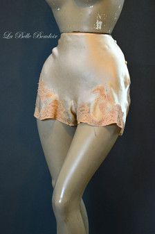 1930 Fashion, Cotton Decor, Tap Pants, Vintage Fashion Photography, Cami Set, Silk Lace, French Knot, Light Peach, Cotton Lace