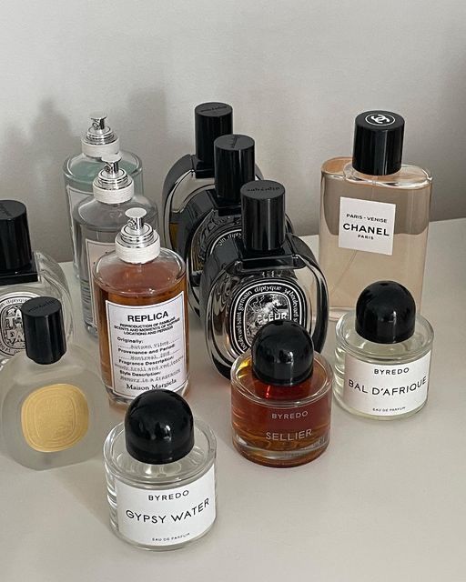 Best Scents, Fragrance Lab, Holiday Fragrance, Perfume Collection Fragrance, Warm Fragrance, Body Smells, Chanel Perfume, Niche Perfume, Perfume Scents