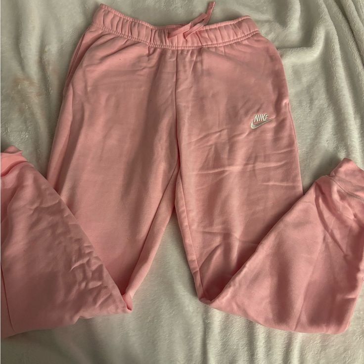 Super Cute Pink Nike Sweats. Cuffed On The Ankles. They Are A Little Smaller Than Expected. Never Worn, Great Condition Nike Pink Sweatpants, Cute Pink Fits, Baby Pink Nike, Nike Fits, Cute Sweats, Cuffed Sweatpants, Wishlist Ideas, Nike Sweats, Pink Sweatpants