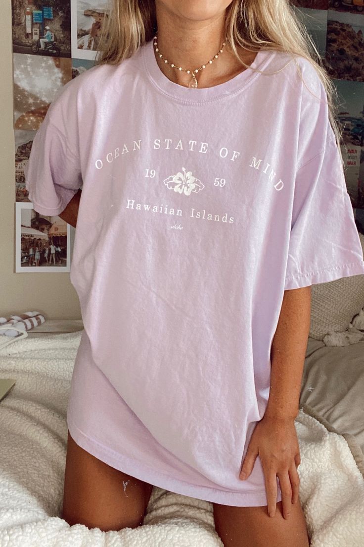 Oversized Shirt Outfit, Beach T Shirts, Cute Comfy Outfits, Beach Bum, State Of Mind, Cute Tshirts, Preppy Outfits, Teen Fashion Outfits, Dream Clothes