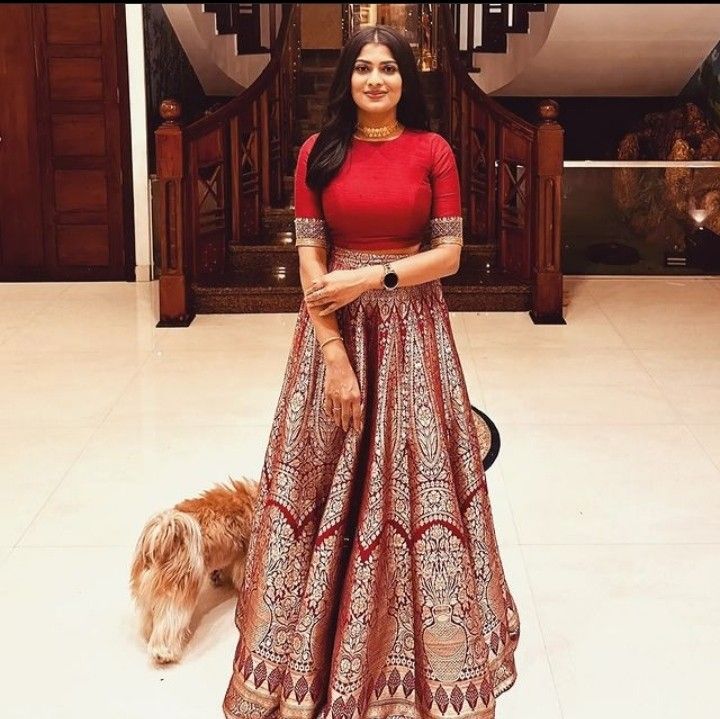 Long Skirt Top Designs, Long Skirt And Top, Crop Top Lehenga, Half Saree Lehenga, Long Gown Design, New Saree Blouse Designs, Lehenga Designs Simple, Lehnga Dress, Fashionable Saree Blouse Designs