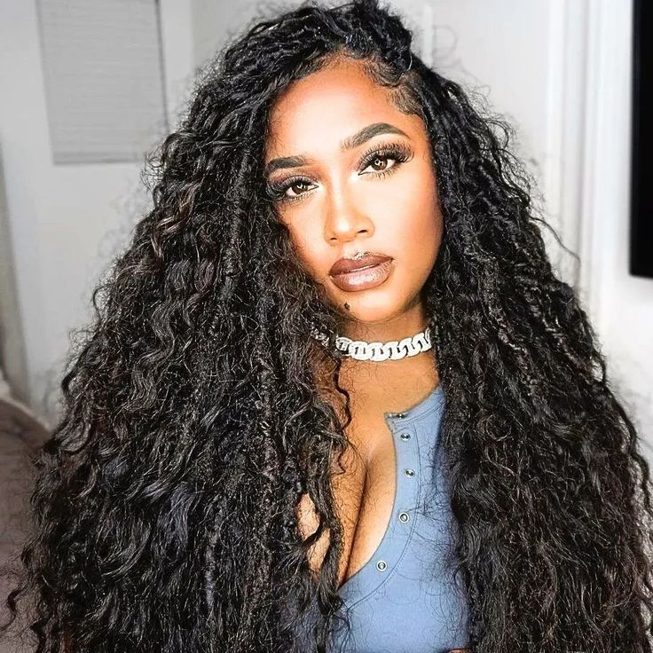 xtra long gypsy locs Types Of Faux Locs, Weave Locs, Waterfall Locs, Goddess Locs Hairstyles, Infinity Locs, Bohemian Curly Hair, Hairstyles On Black Women, Soft Locs, Meagan Good