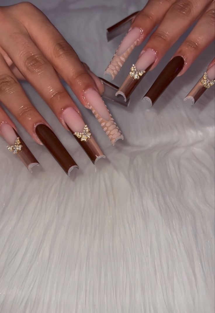 Long Nails Brown, Fall Long Nails, Acrylic Nails Fall, Nail Designs Acrylic, Acrylic Nails Ideas, Acrylic Nail Ideas, Brown Acrylic Nails, Nails Brown, Colored Acrylic Nails