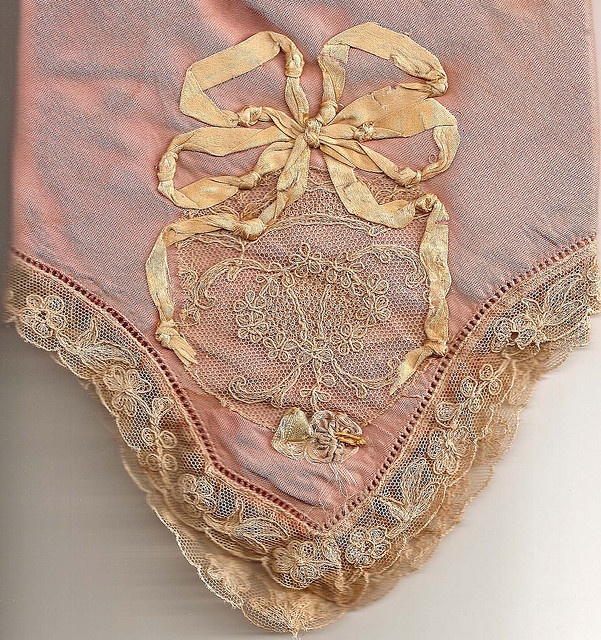 Old Pink, Ribbon Art, Vintage Handkerchiefs, Linens And Lace, Ribbon Work, Silk Ribbon Embroidery, Antique Linens, Antique Lace, Lace Flowers