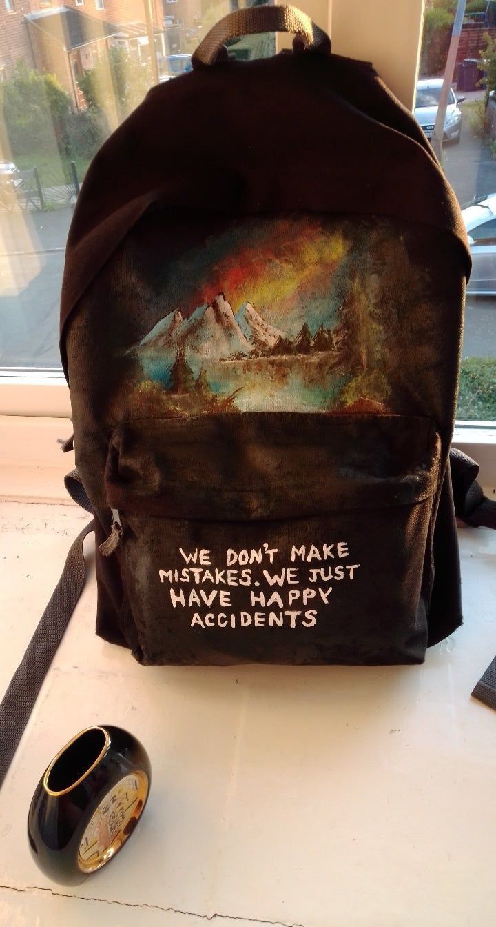 Painting Backpack Ideas, Back To School Painting, Backpack Painting Ideas, Backpack Painting, Bob Ross Tutorial, Painted Backpack, Jean Jacket Art, Painting Backpack, Black School Bags