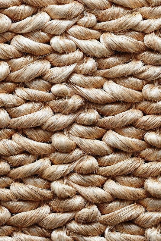 the texture of an area rug made out of rope