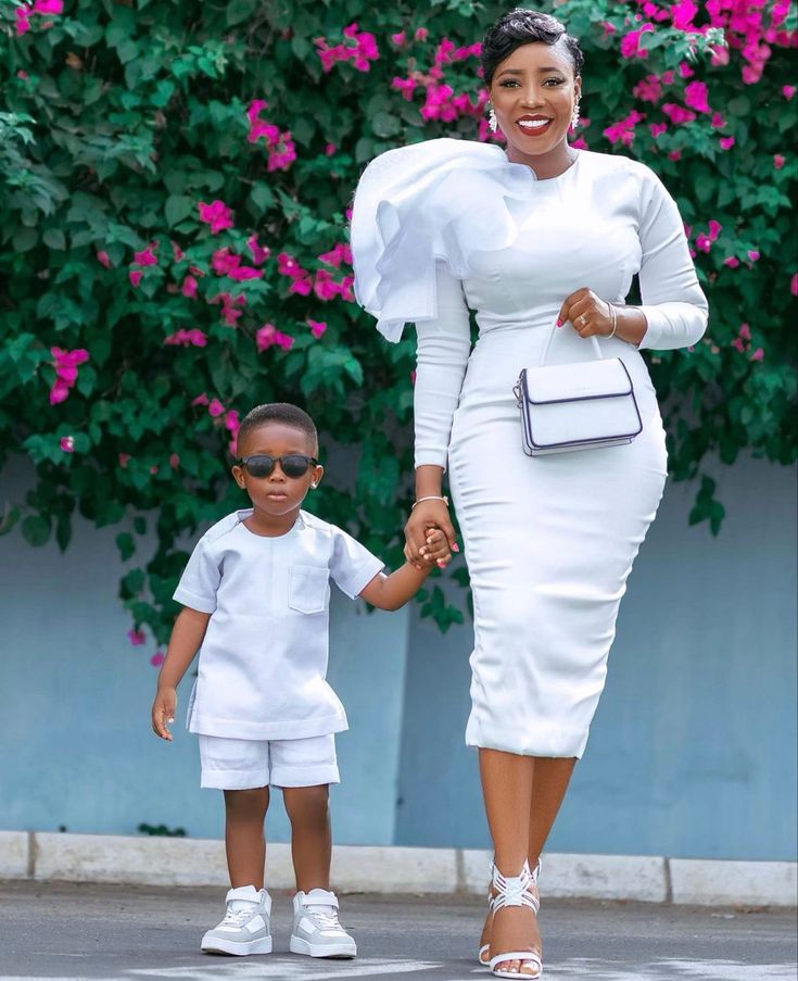 White Material Styles For Ladies, Material Styles For Ladies, White Dress Outfits, Material Styles, Mom And Son Outfits, Kids Bus, African Kids Clothes, Fancy Short Dresses, Trendy Ankara Styles