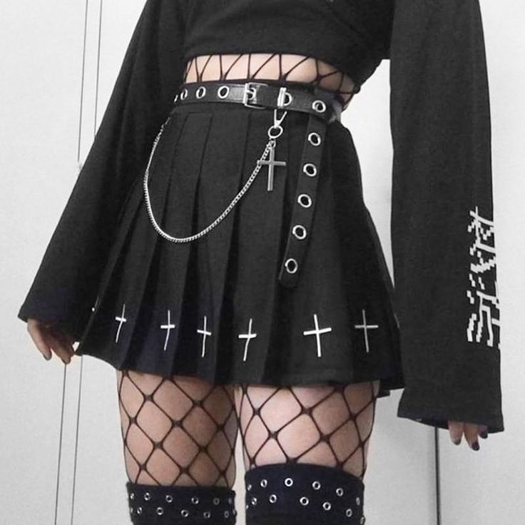 Harajuku Skirt, Gothic Skirt, Egirl Fashion, Mini Pleated Skirt, Rock Chick, Skirt Denim, Gothic Rock, Women Skirts, Black Streetwear