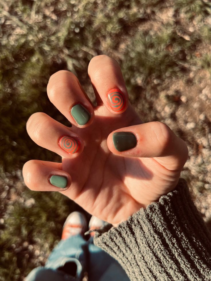 Hippie Nails, Hello Nails, Vintage Nails, Dream Aesthetic, Short Nail Designs, Girls Nails, Nails Manicure, Orange Nails, Luxury Nails