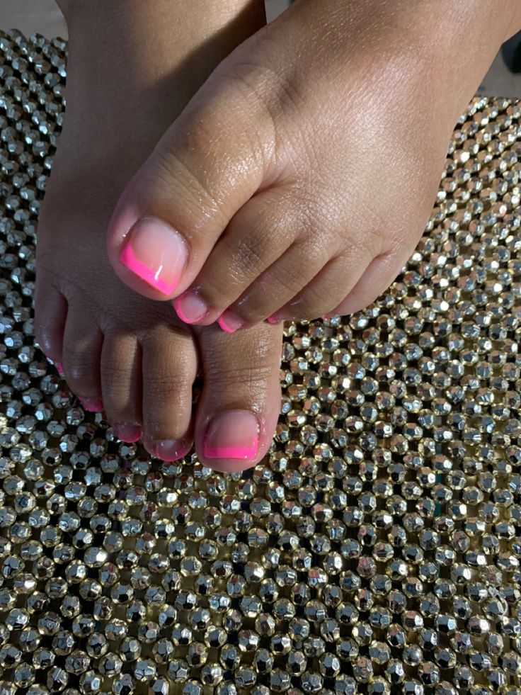 Prom Toenail Ideas, Pink French Pedicure Ideas, Pink Tip Pedicure, Colorful French Pedicure, Aura Toe Nails, Pink French Toe Nails, Hot Pink French Tip Toes, Shellac Toenails, Pink French Toes