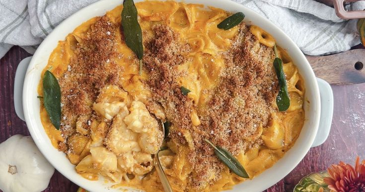 Get the recipe for pumpkin mac and cheese, the ultimate kid-friendly dinner for fall. It comes together in under one hour for an easy meal. Autumn Pasta Recipes, Sweet Corn Pudding, Today Recipes, Laura In The Kitchen, Laura Vitale, Fall Pasta, Italian Buffet, Pumpkin Mac And Cheese, Chili Mac And Cheese