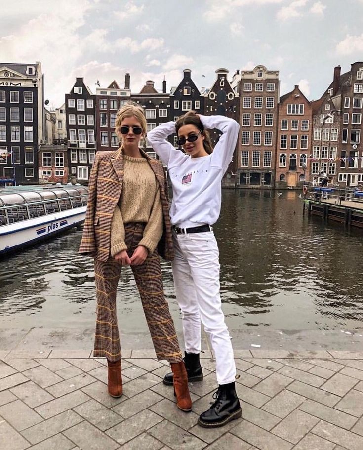 Brandy Melville Models, Amsterdam Street Style, Amsterdam Outfit, Amsterdam Fashion, Europe Outfits, Womenswear Fashion, Paris Outfits, Spring Street Style, Looks Chic