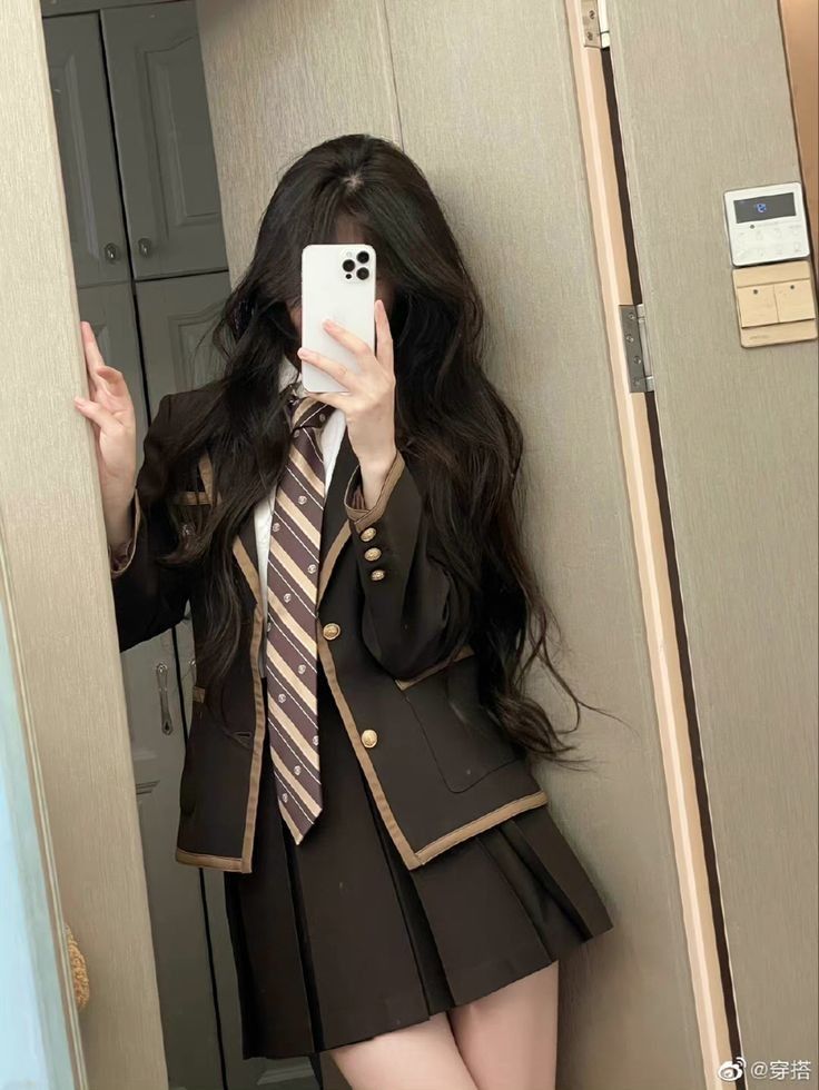 School Uniform Fashion, School Uniform Outfits, Prep School, Uniform Fashion, Girls Uniforms, Korean Girl Fashion, School Fashion, Korean Outfits, Teen Fashion