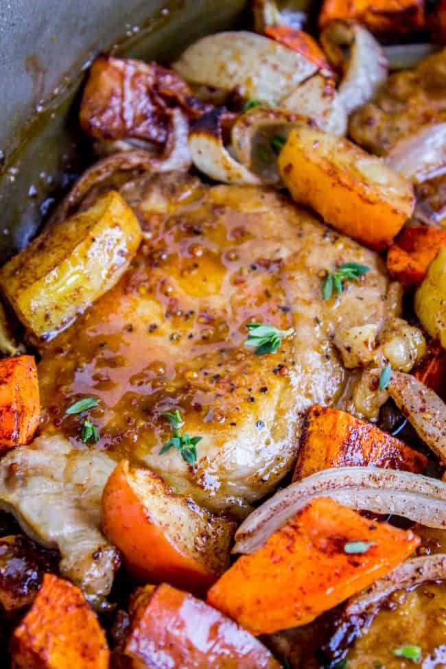 chicken, potatoes and carrots in a pan with gravy