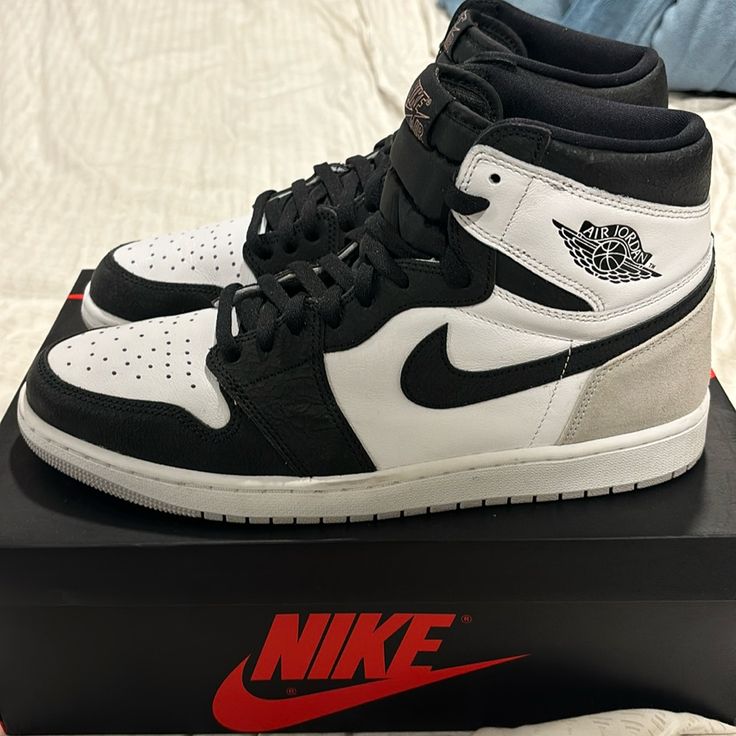 Used But Only Once, I Have The Box, Open To Negotiation But No Lower Than 150, Houston Area, I Don’t Ship Skate Fits, Jordan Grey, Shoes Air, Air Jordan 1 Retro High Og, Air Jordan 1 Retro High, Air Jordan 1 Retro, Jordans For Men, Jordan 1 Retro High, Jordan 1 Retro