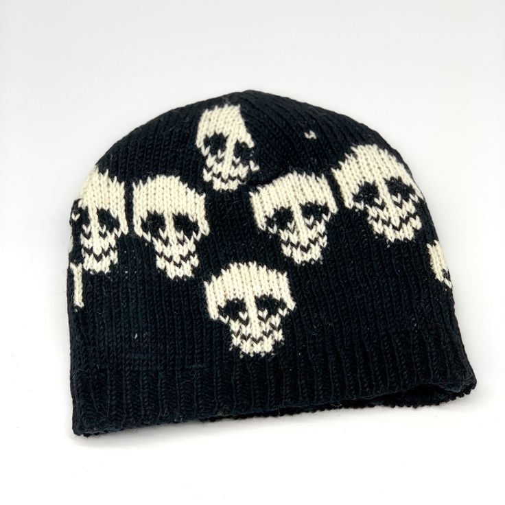 Skull Woolen Beanie Unisex Design, Handmade Perfect Beanie For This Winter . Made With 100% New Zealand Wool, Lined With Soft Fleece. Hand Was Separately In Cold Water, Flat Dry. Limited Stock Left...., Order It Now. Stretches To Fit Into Comfortable Size. Approximate Measurements: Height-9” Width-10” New Without Tag. Please Allow Minor Pattern Variation Due To Its Handmade Nature. #Wool #Skull #Lined #Punk #Handmade Grunge Beanie, Viking Hat, Handmade Skulls, Wool Caps, Mesh Cap, Skull Cap Beanie, Red Hats, Halloween Skull, Goth Fashion