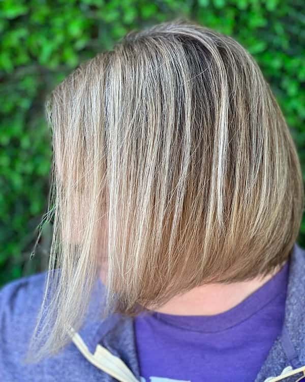 15 Cool Medium Length Haircuts for Thin Fine Hair Medium Fine Hair, Balayage Blond, Fine Straight Hair, Bob Haircut For Fine Hair, Brown Hair With Blonde Highlights, Bob Hairstyles For Fine Hair, Shoulder Length Hair Cuts, Haircuts For Fine Hair, Jairzinho