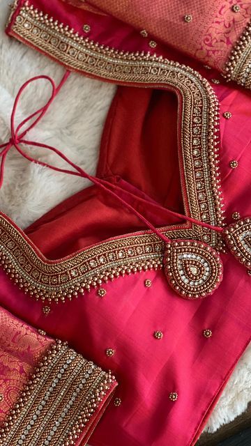 Not Blouse Design, Bride Saree Look For Wedding, Bridal Hand Work Blouse Design, Booti Work Embroidery Blouse, Designer Bridal Blouse Designs, Blouse Back Neck Aari Designs, Aari Work Paithani Blouse Simple Design, Paithani Blouse Work Designs Latest, Engagement Blouse Aari Work Designs