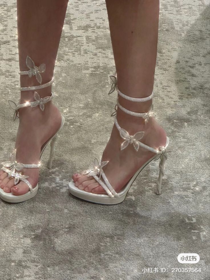 White Rhinestone Heels, Prom Heels Aesthetic, Prom Shoes Aesthetic, White High Heels Aesthetic, Wedding Heels Aesthetic, White Prom Heels, White Heels Aesthetic, Heels Butterfly, High Heels Aesthetic