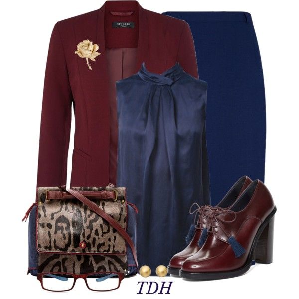 Burgundy Outfits For Women Classy, Navy And Maroon Outfit, Burgundy Navy Outfit, Burgundy And Navy Outfit, Navy And Burgundy Outfit, Burgundy And Blue Outfit, Burgundy Blazer Outfit Woman, Winter Vampire, Burgundy Blazer Outfit