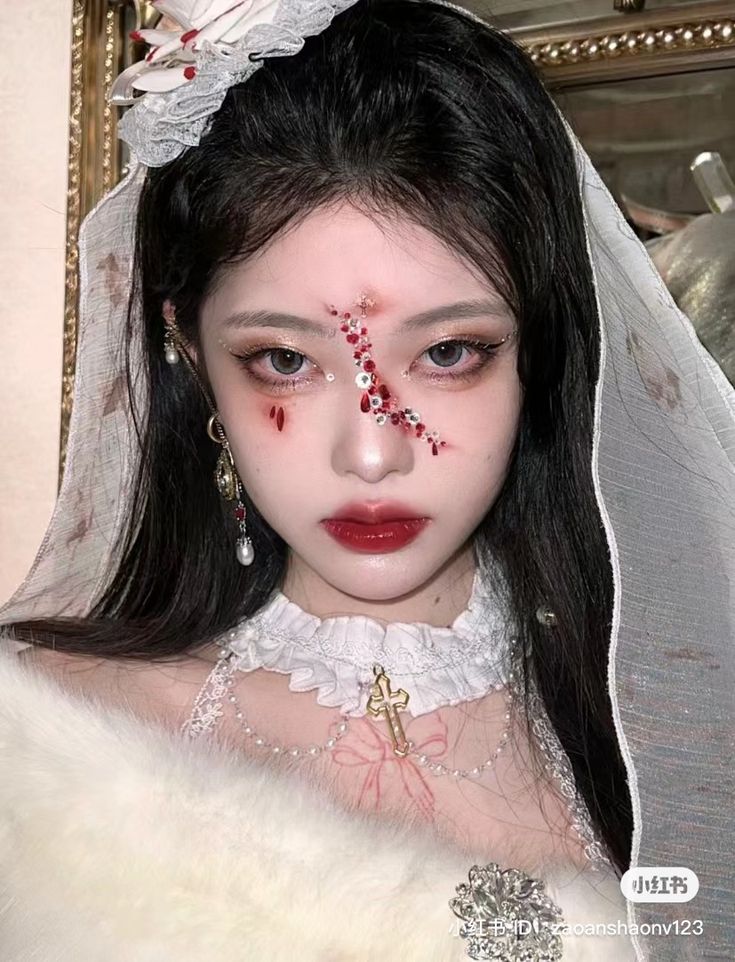 halloween eye makeup red inspo douyin xiaohongshu Eye Makeup Red, Red Eye Makeup, Ig Girls, Halloween Eye Makeup, Halloween Eyes, Red Makeup, Halloween 2022, Asian Eyes, Halloween Makeup Looks