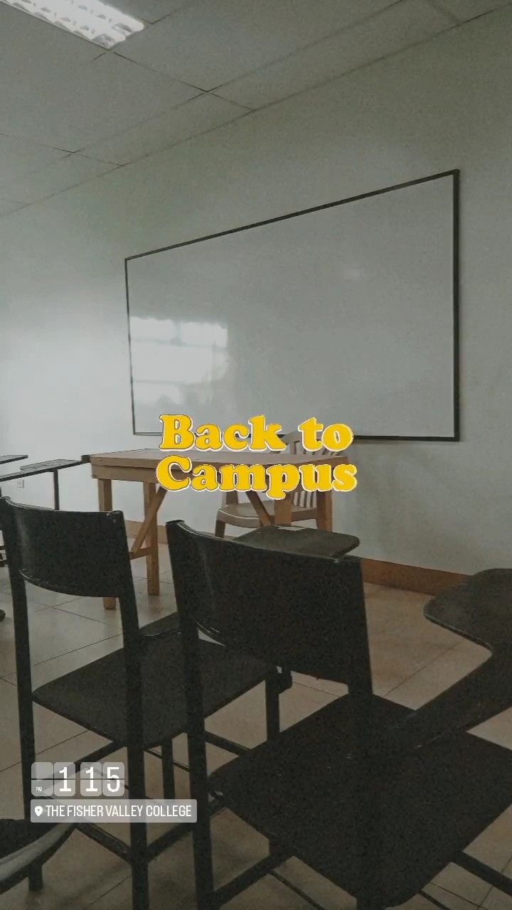 the back to campus sign is displayed in an empty room