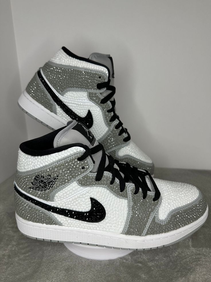 Rhinestone Sneakers, Cute Casual Shoes, Jordan 1 Mids, Bedazzled Shoes, Casual Shoes Women Sneakers, Nike Shoes Women Fashion, Pretty Sneakers, Custom Rhinestone, Nike Fashion Shoes