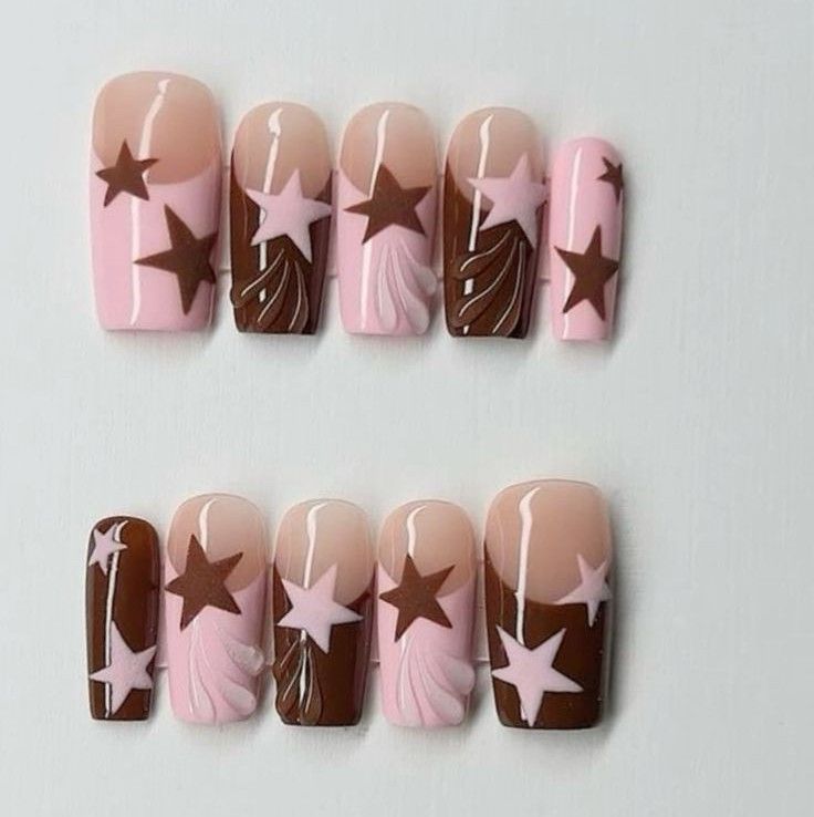 Brown And Pink Nails Design, Neopolitan Nails, Pink And Brown Nails, Sport Nails, Fake Nails Designs, Sports Tank Top, Pretty Gel Nails, Really Cute Nails, Brown And Pink