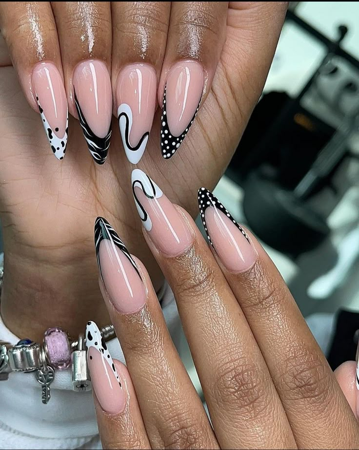 Abstract French Tip, Word Tattoo Designs, Almond Acrylic Nails Designs, Oval Nails Designs, Nail Pics, Word Tattoo, Acrylic Toe Nails, Cute Toe Nails, Stylish Nails Designs