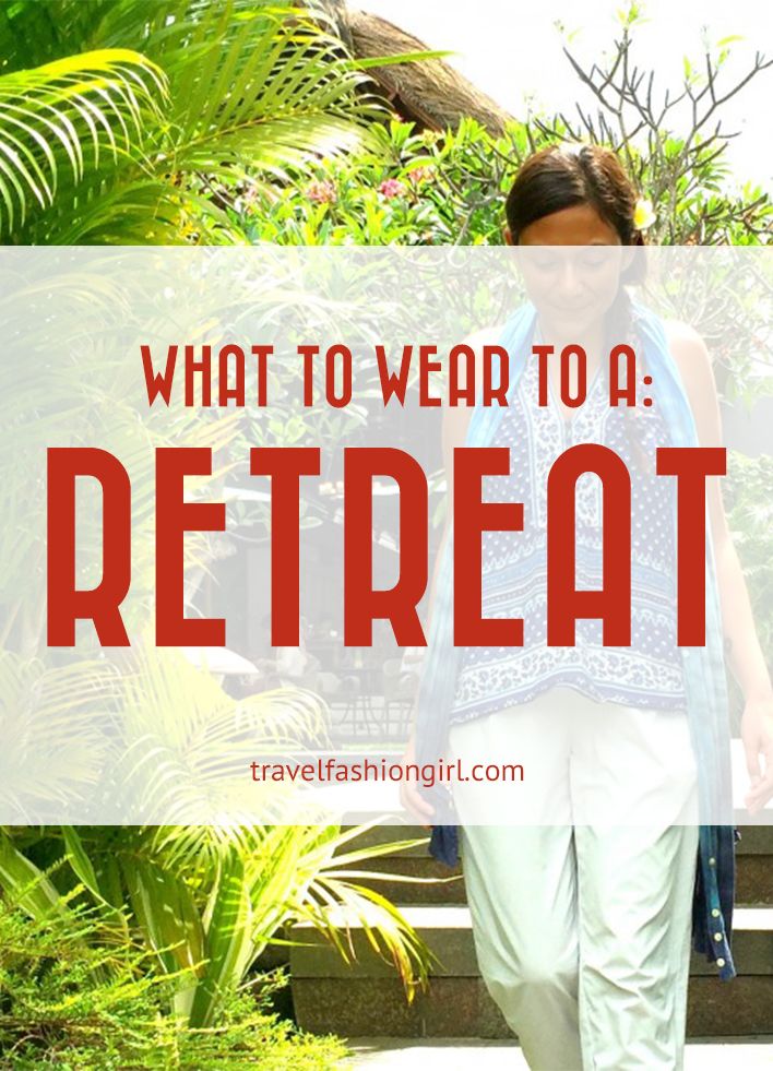 a woman walking down steps with the words what to wear to a retreat