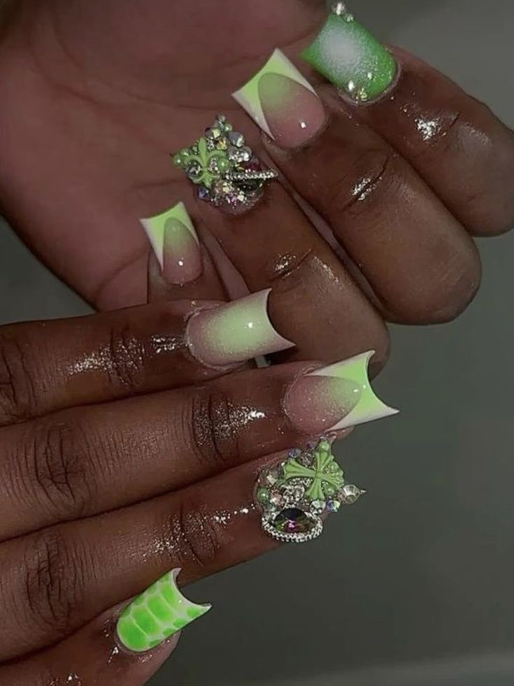 Princess And The Frog Nails Short, Green Black And Gold Nails, Tiana Inspired Nails, Green Square Acrylic Nails, Lorax Nails, Green And Gold Nails Acrylic, Green Acrylic Nails Designs, Senior Nails Ideas, Mint Green Acrylic Nails