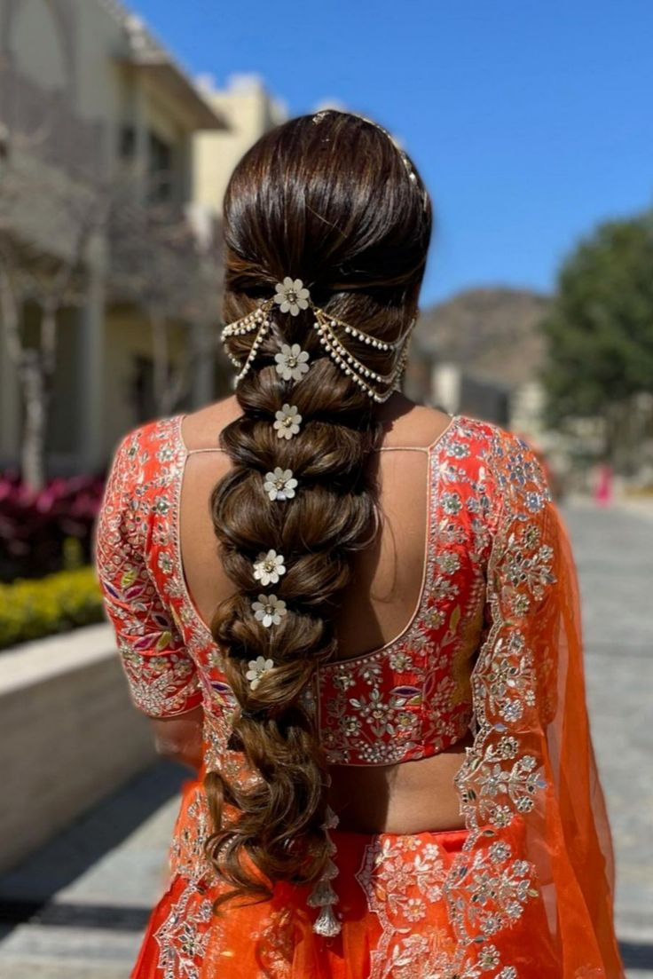 Hair Style On Saree, Engagement Hairstyles, Bridal Hairdo, Bridal Braids, Traditional Hairstyle, Bridal Hair Buns, Indian Wedding Hairstyles, Indian Bride Hairstyle, Long Hair Wedding Styles