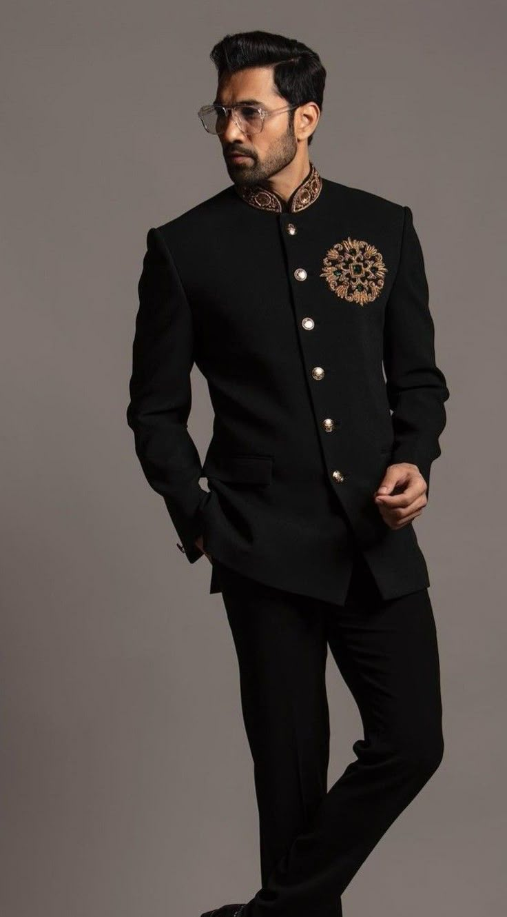 Royal Groom Suit, Jodhpuri Suits For Men Work, Royal Indian Wedding Outfits For Men, Black Prince Suit For Men, Men’s Bandhgala, Wedding Coats For Men, Wedding Jodhpuri For Men, Jodhpuri Embroidery Suits For Men, Bandhgala Suit Men Engagement