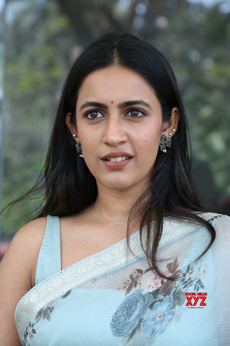 Actress Niharika Konidela Glam Stills From SAAGU Short Film Press Meet     #Actress #NiharikaKonidela #SAAGU Niharika Konidela, Phone Wallpaper Pink, Aishwarya Rai Bachchan, Disha Patani, Wallpaper Pink, Jacqueline Fernandez, Actress Pics, Bollywood Girls, Short Film